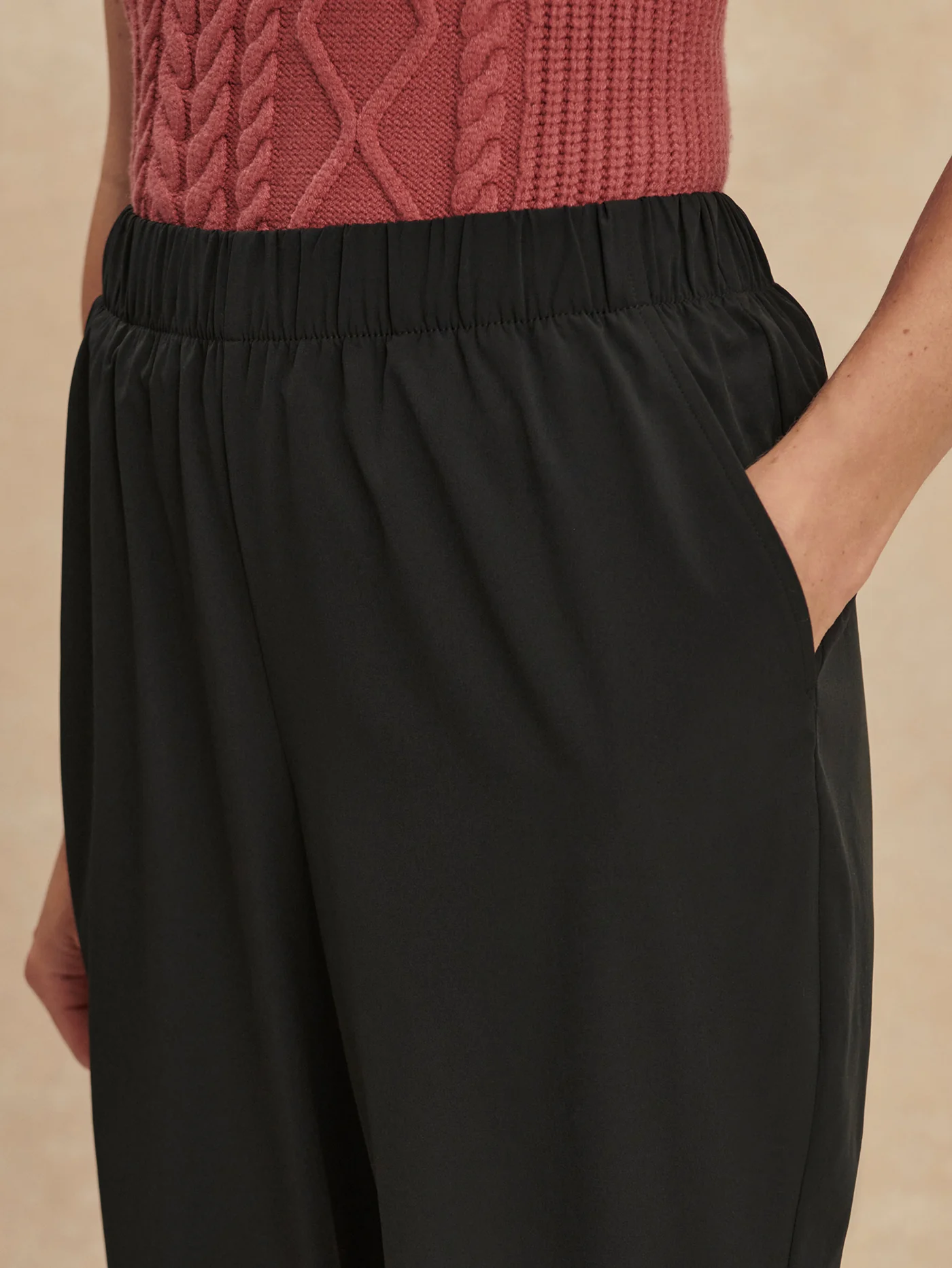 Alana 2.0 Tapered Leg Pant 29 - Image 3