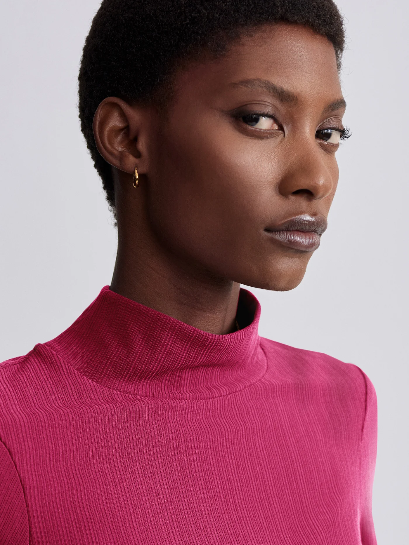 Astrid Fitted Long Sleeve Tee - Image 17