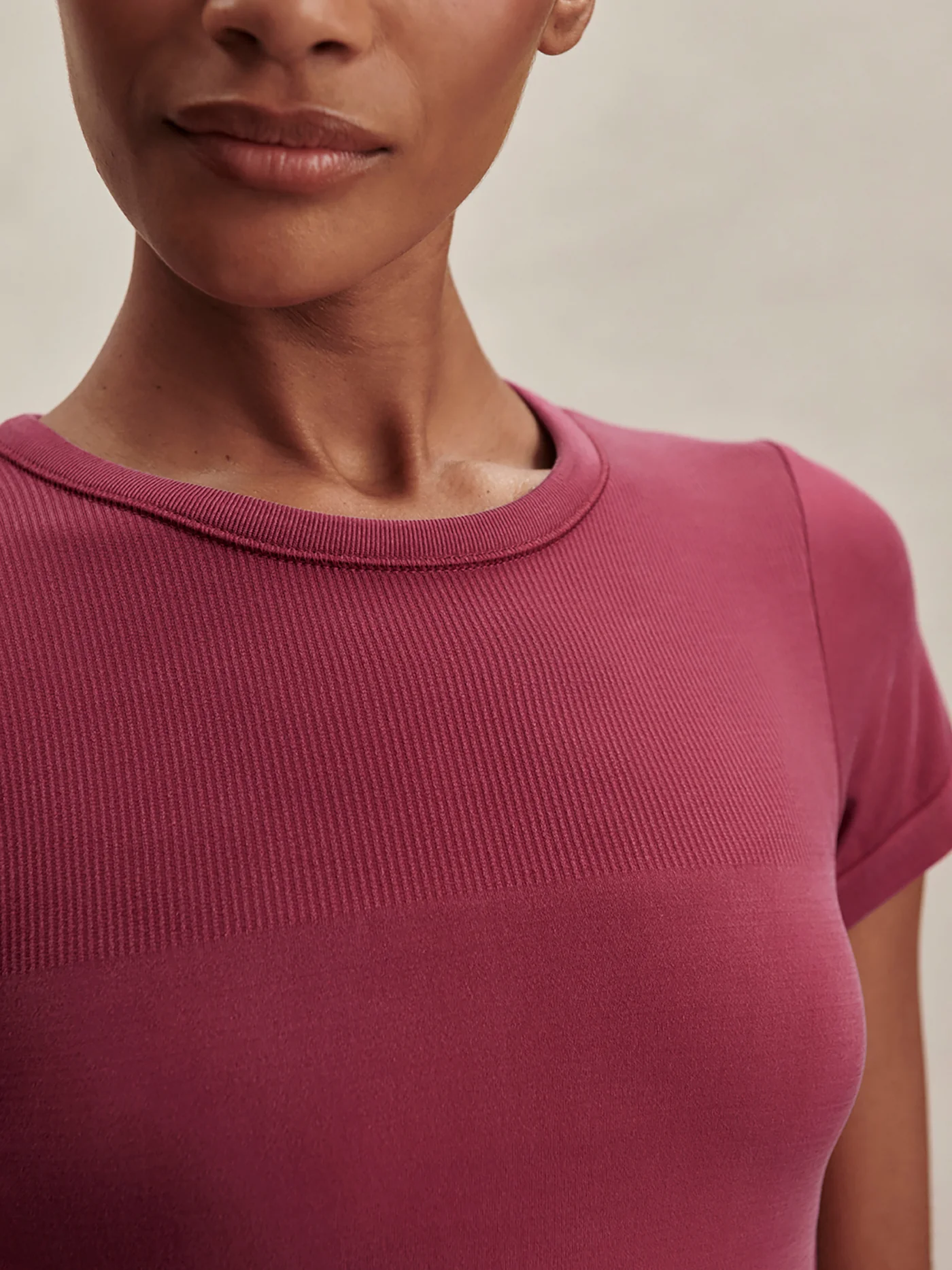 Casper Seamless Tee - Image 21