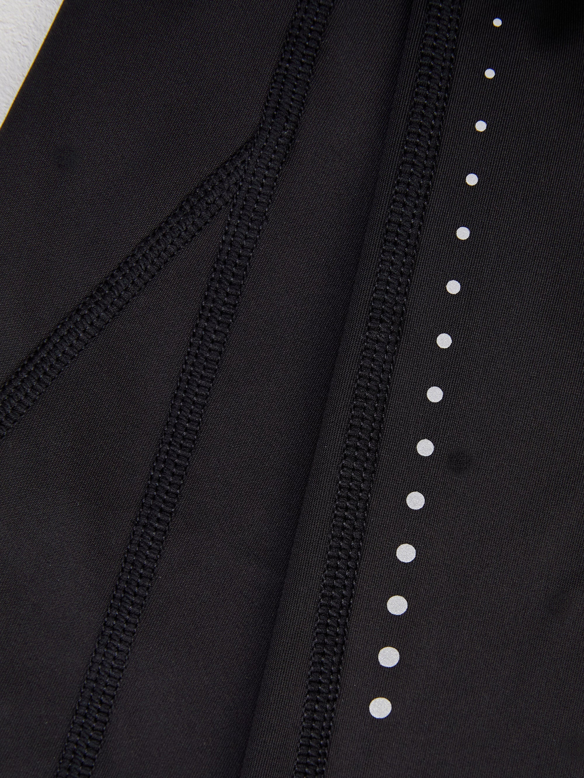 Let's Go Night Running 25 - Image 8