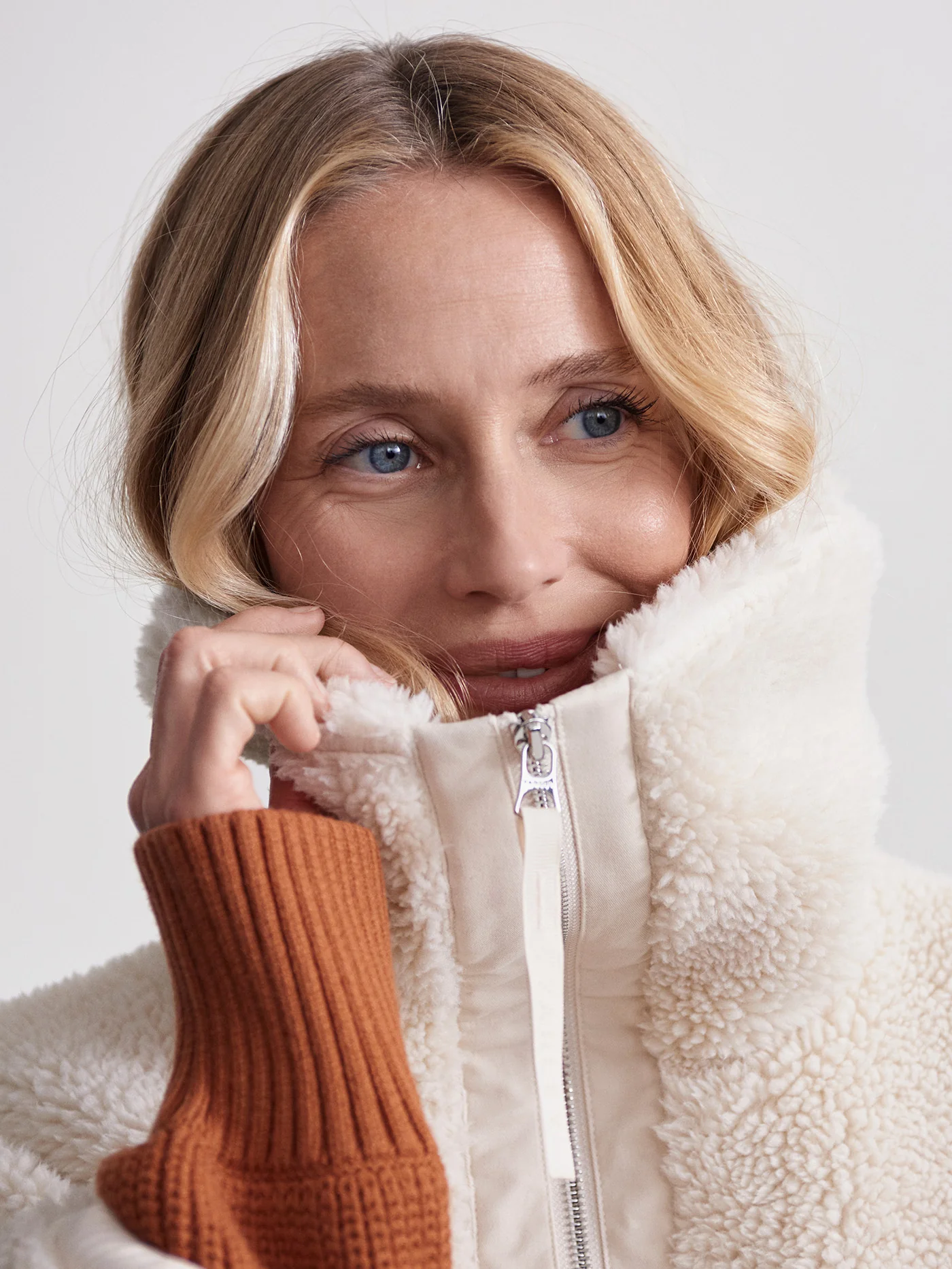 Logan Sherpa Coat - Image 11