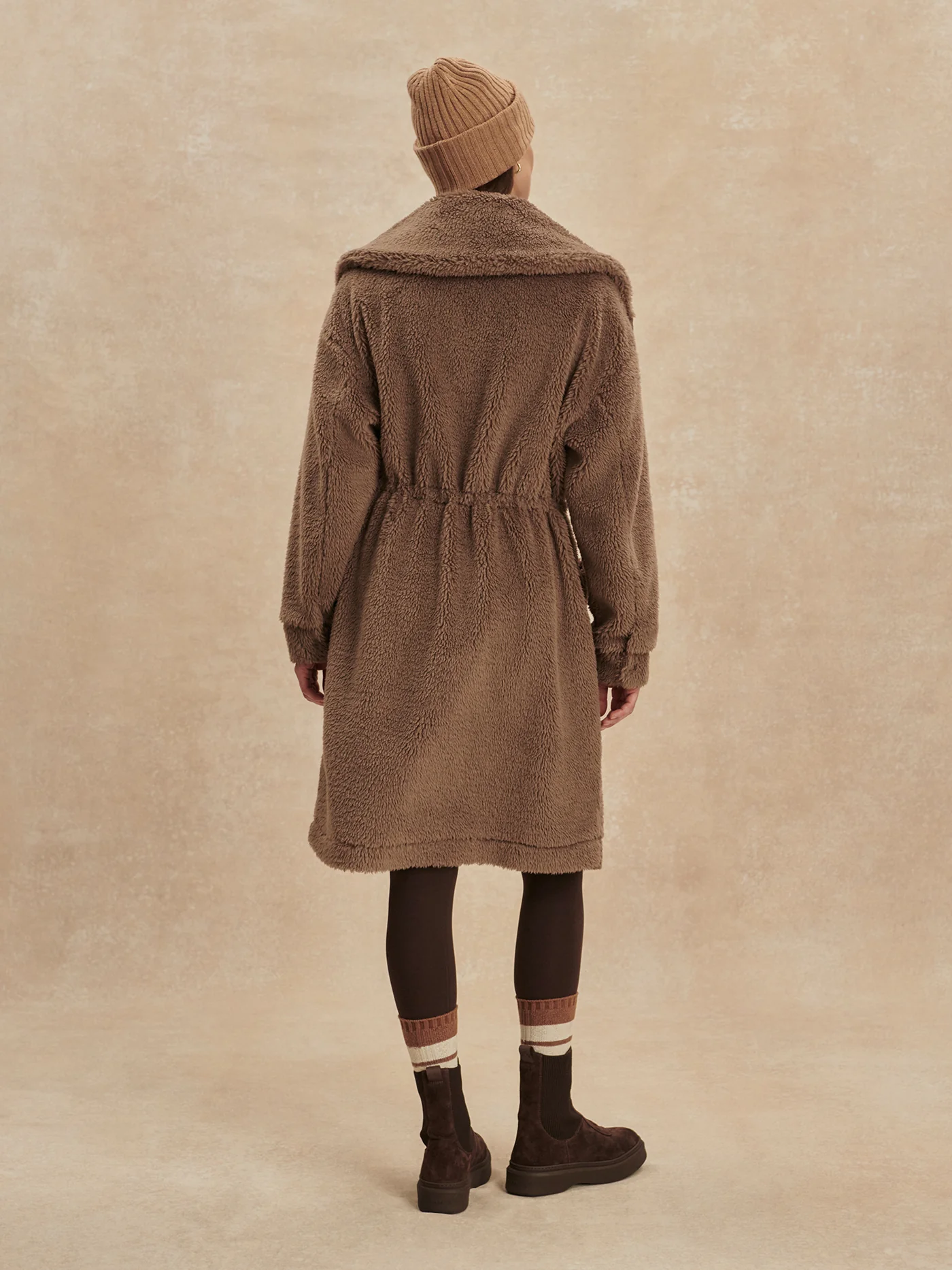 Logan Sherpa Coat - Image 18