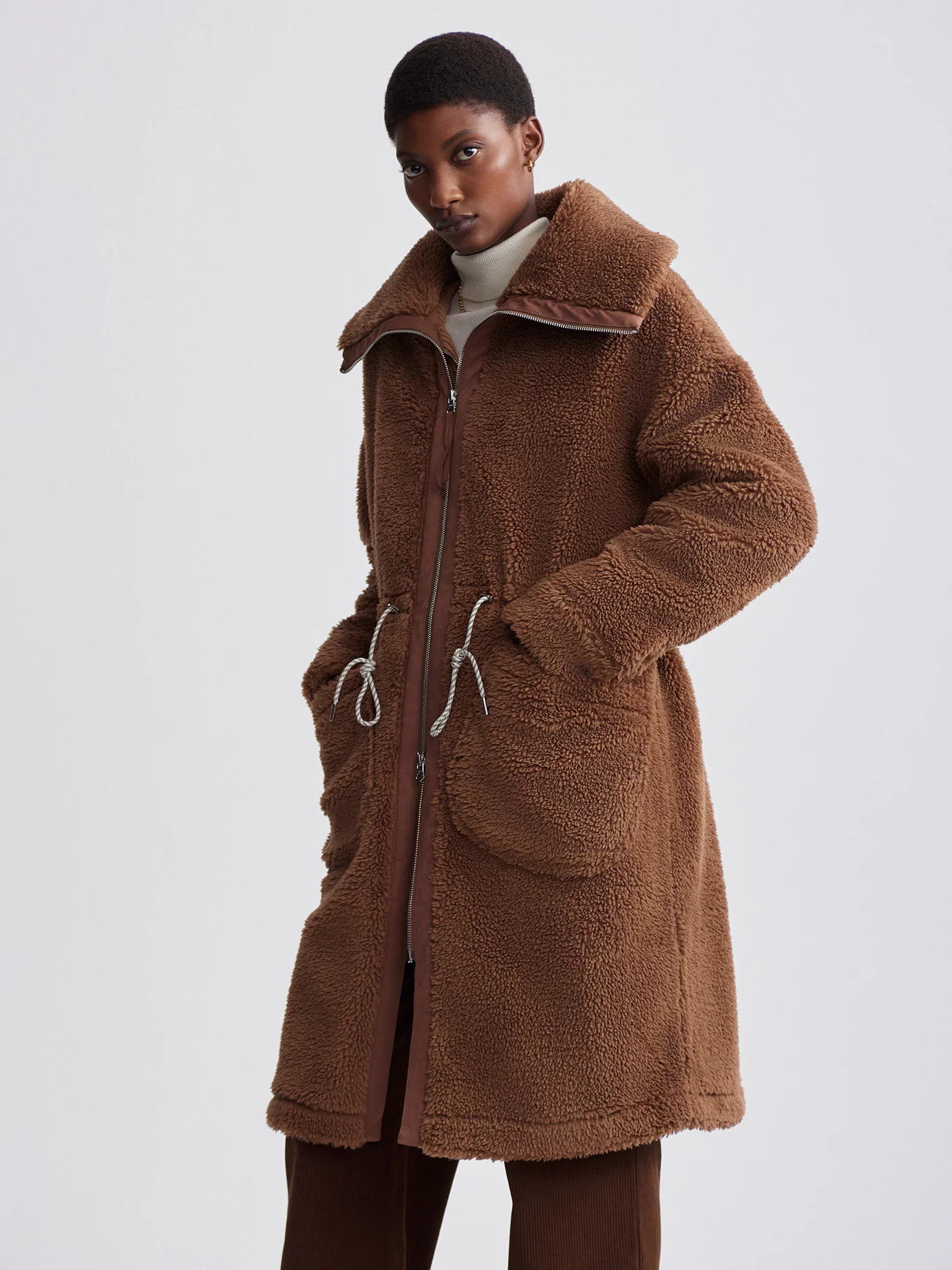 Logan Sherpa Coat - Image 4