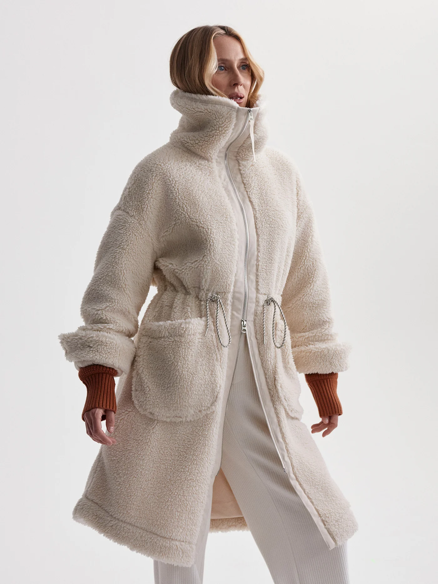 Logan Sherpa Coat - Image 9
