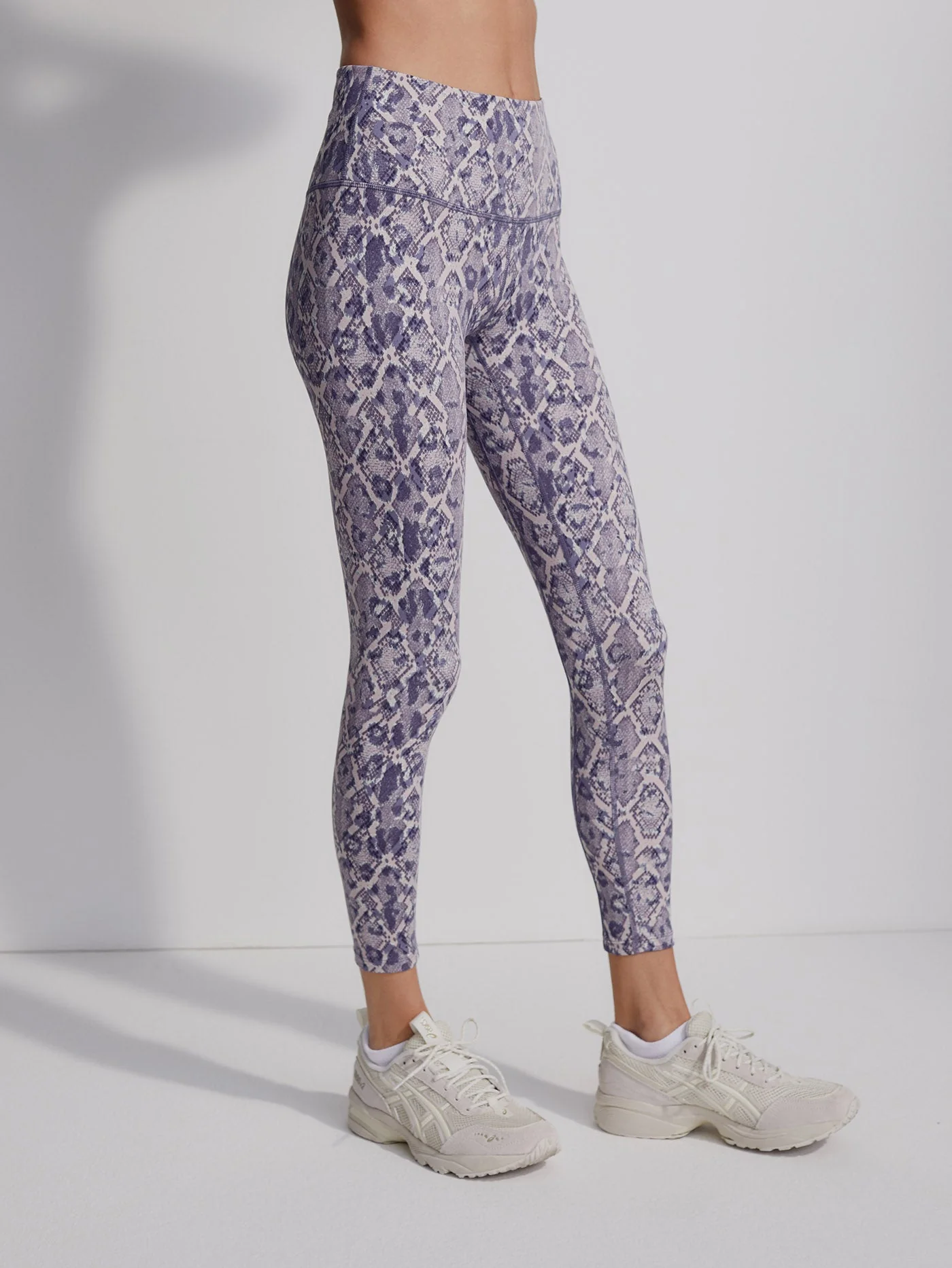 Move High Rise Legging 25 - Image 14