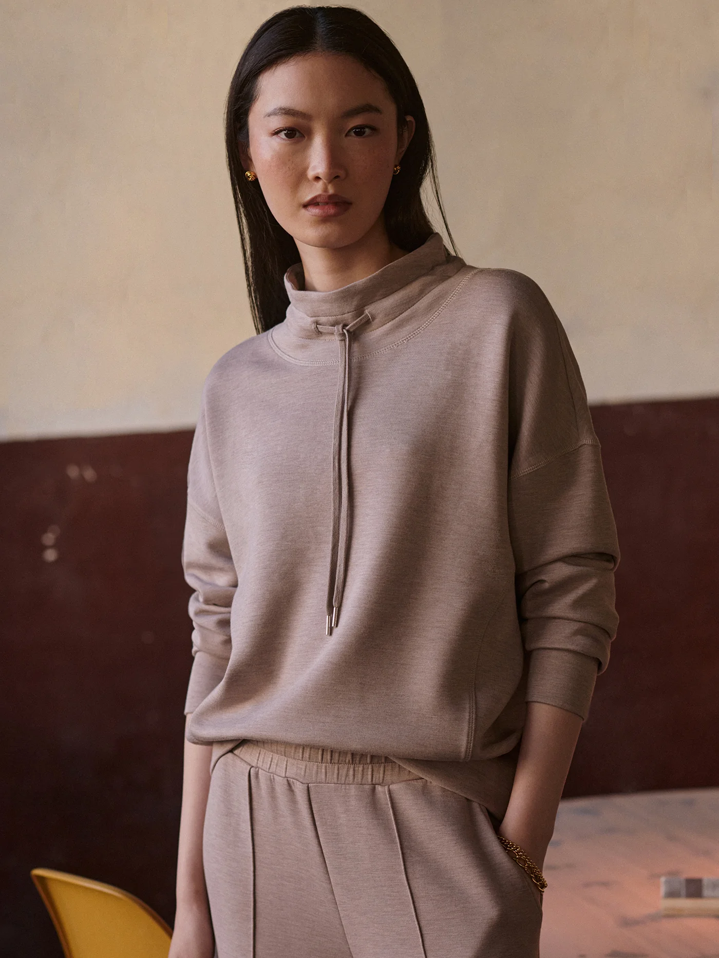 Oakdale Sweat - Image 7