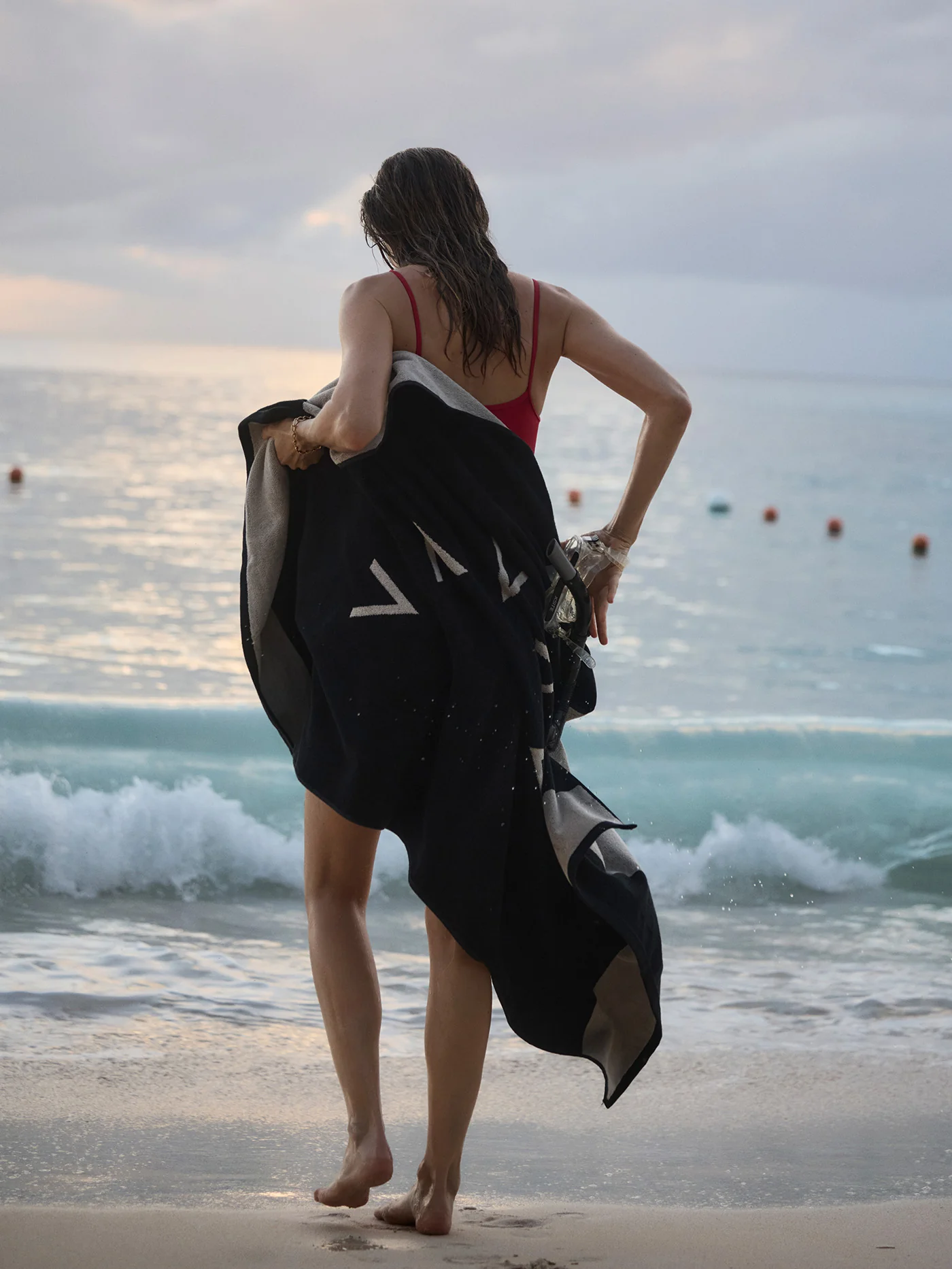 Taylor Pool Towel - Image 3