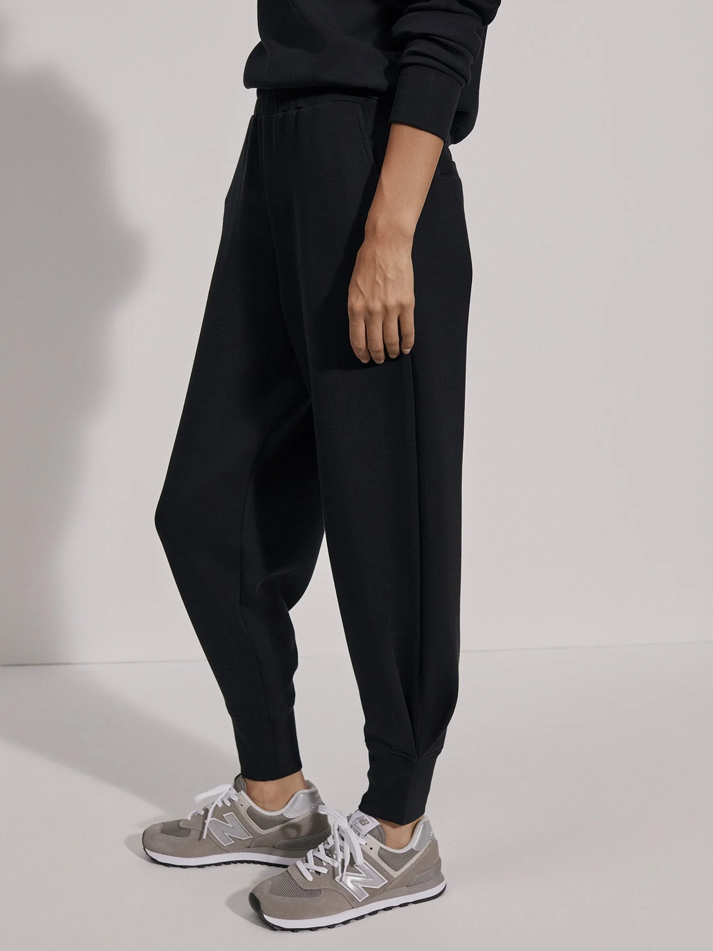 The Relaxed Pant 25 - Image 25