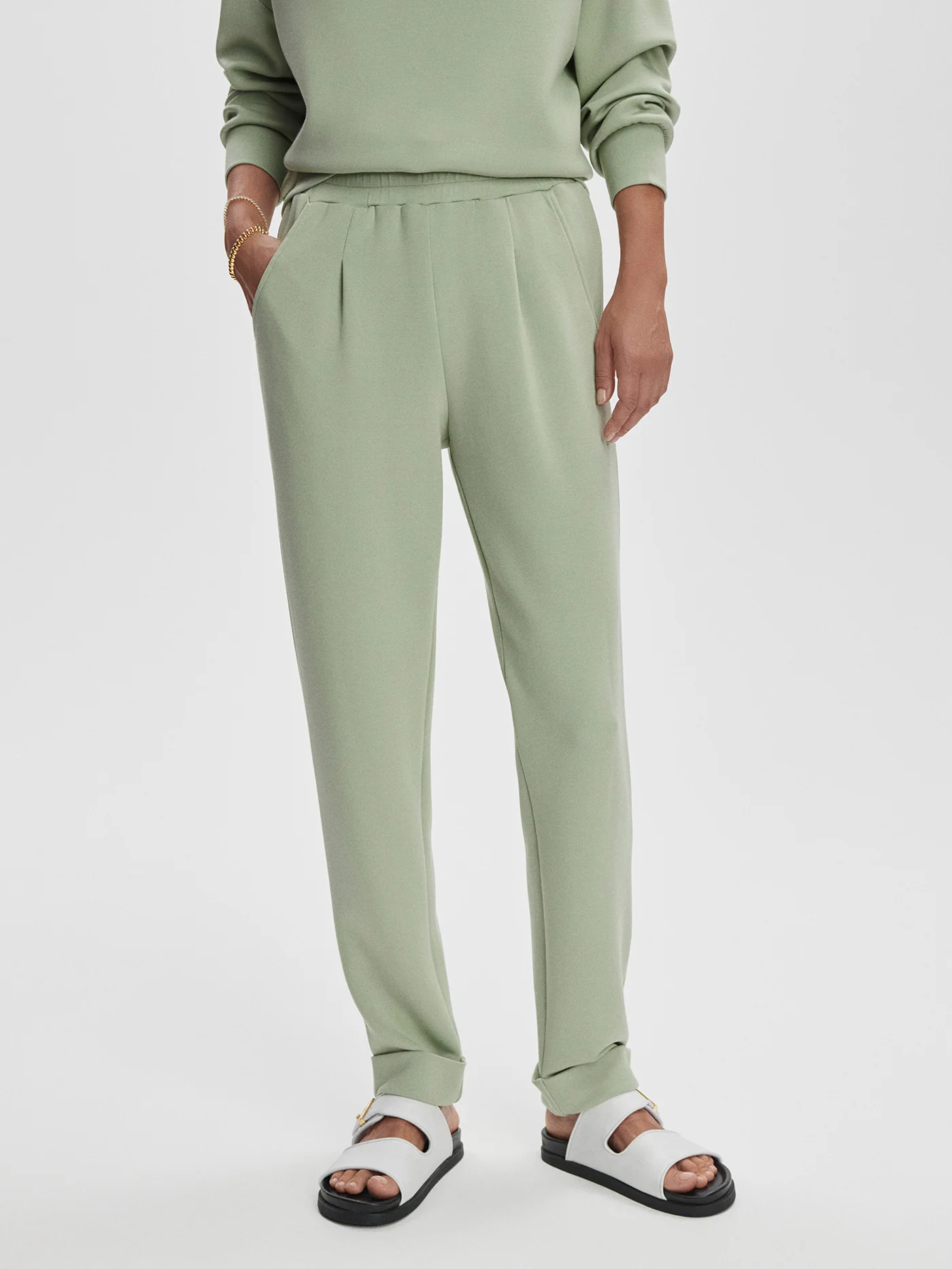The Rolled Cuff Pant 25 - Image 19