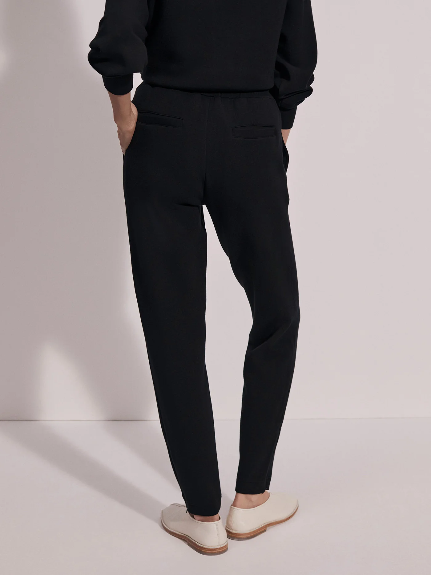 The Slim Zip Hem Pant 29.5 - Image 4